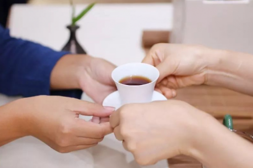 上海汗蒸桑拿自助餐厅价格(上海汗蒸桑拿自助：去一趟的花费)