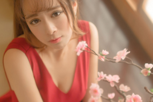 感性的男生有哪些特点(男生的感性特点揭秘)